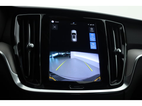 Volvo V60 2.0 T6 Plug-in hybrid AWD Plus Dark | Stoel 4 & Stuur Verwarming | achteruitrijcamera | Memory | 19" |