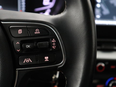 Kia Niro 1.6 GDi Hybrid DynamicLine | Carplay | Camera | Adaptive cruise | Digital cockpit | Half leder | Parkeerhulp | Navigatie | Climate control | DAB