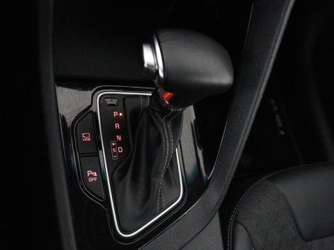 Kia Niro 1.6 GDi Hybrid DynamicLine | Carplay | Camera | Adaptive cruise | Digital cockpit | Half leder | Parkeerhulp | Navigatie | Climate control | DAB