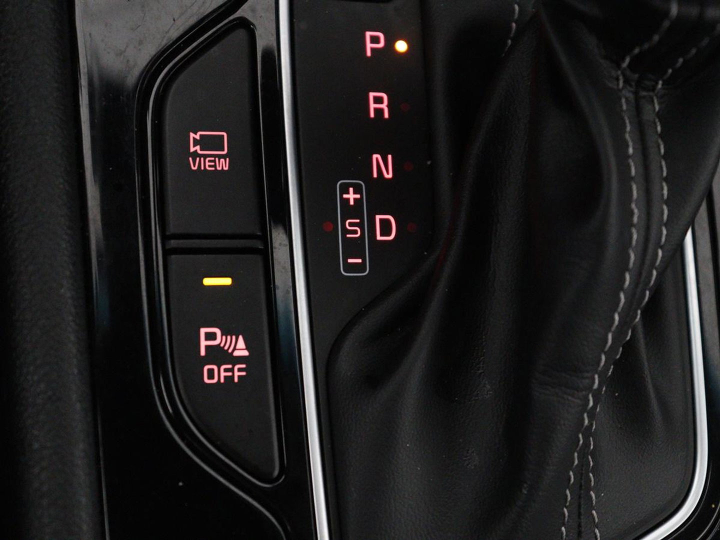 Kia Niro 1.6 GDi Hybrid DynamicLine | Carplay | Camera | Adaptive cruise | Digital cockpit | Half leder | Parkeerhulp | Navigatie | Climate control | DAB