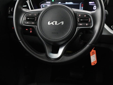 Kia Niro 1.6 GDi Hybrid DynamicLine | Carplay | Camera | Adaptive cruise | Digital cockpit | Half leder | Parkeerhulp | Navigatie | Climate control | DAB