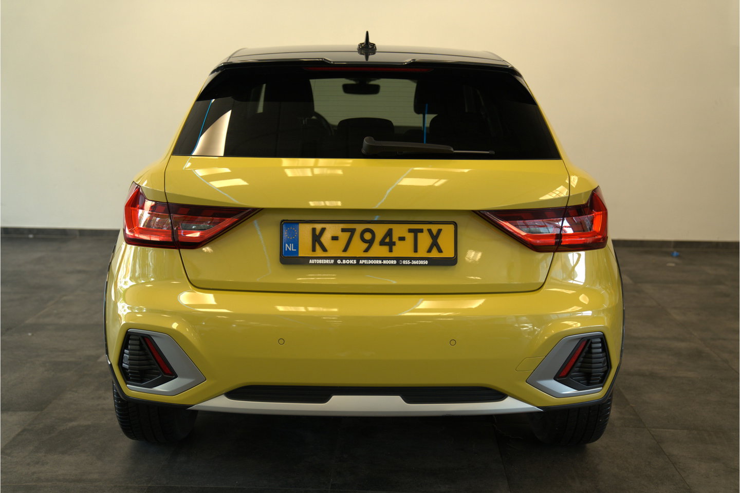 Audi A1 citycarver 35 TFSI epic Carplay PDC 17'' 24 Maanden garantie* (Vraag naar de voorwaarden)