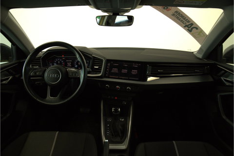 Audi A1 citycarver 35 TFSI epic Carplay PDC 17'' 24 Maanden garantie* (Vraag naar de voorwaarden)