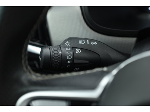 Volvo V90 2.0 T8 AWD R-Design | Pano | Elek. Trekhaak | Memory seats | SOH 77% | Pilot Assist | 20'' | Leder | 360cam
