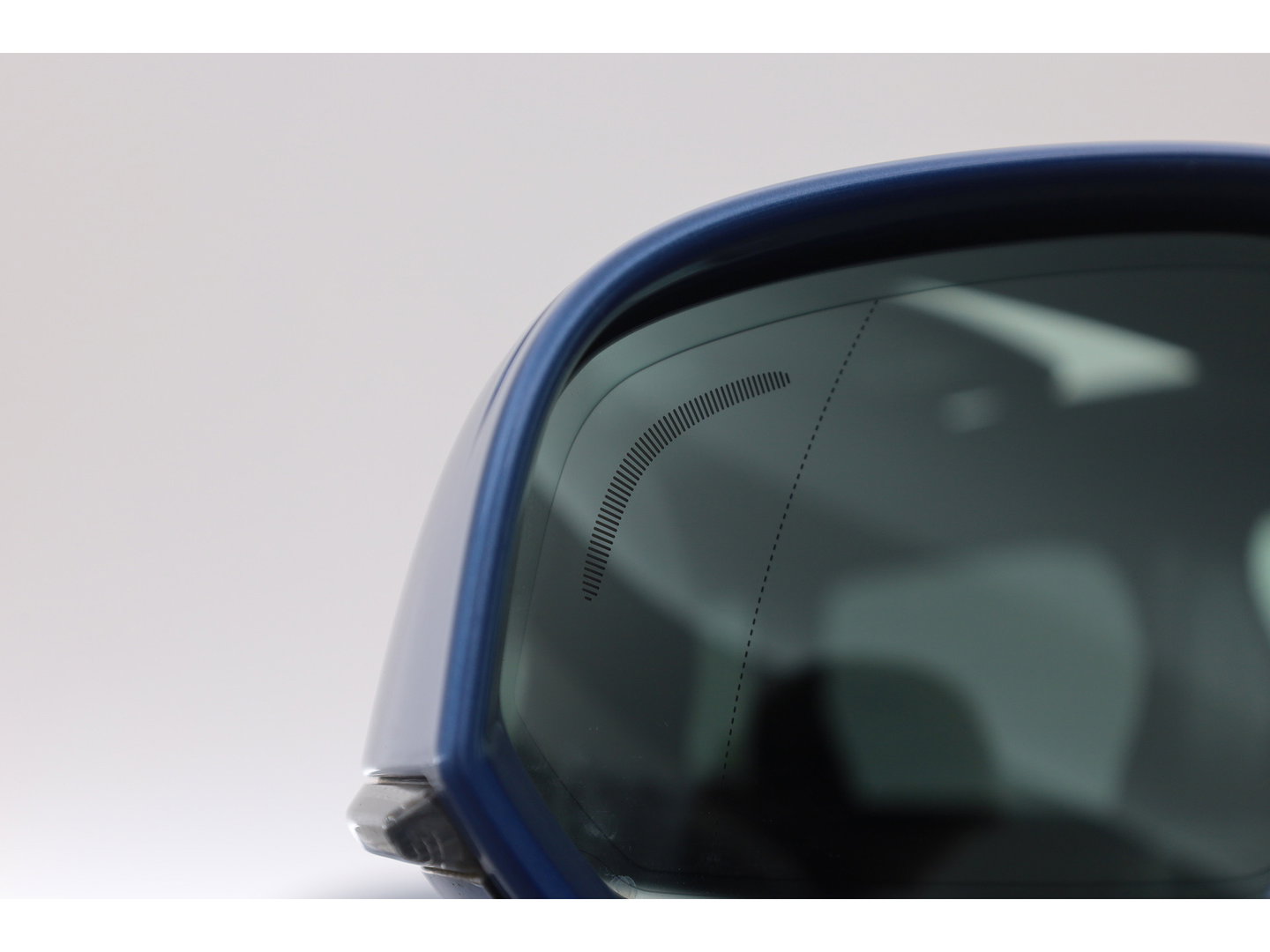 Volvo V90 2.0 T8 AWD R-Design | Pano | Elek. Trekhaak | Memory seats | SOH 77% | Pilot Assist | 20'' | Leder | 360cam