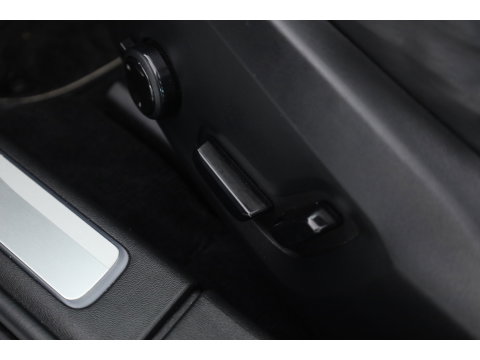 Volvo V90 2.0 T8 AWD R-Design | Pano | Elek. Trekhaak | Memory seats | SOH 77% | Pilot Assist | 20'' | Leder | 360cam