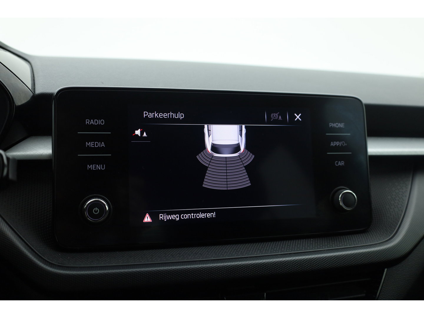 Škoda Fabia 1.0 TSI Ambition DSG | Apple CarPlay & Android Auto | Stoelverw. | Airco | All Season | LED | PDC A