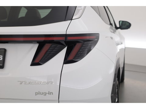 Hyundai Tucson 1.6 T-GDI PHEV Premium 4WD | SOH 99% | Pano | 360cam | Stoelventi. | Elek. Stoelen | 4x Stoelverw. | Krell Audio | NAV + CarPlay |