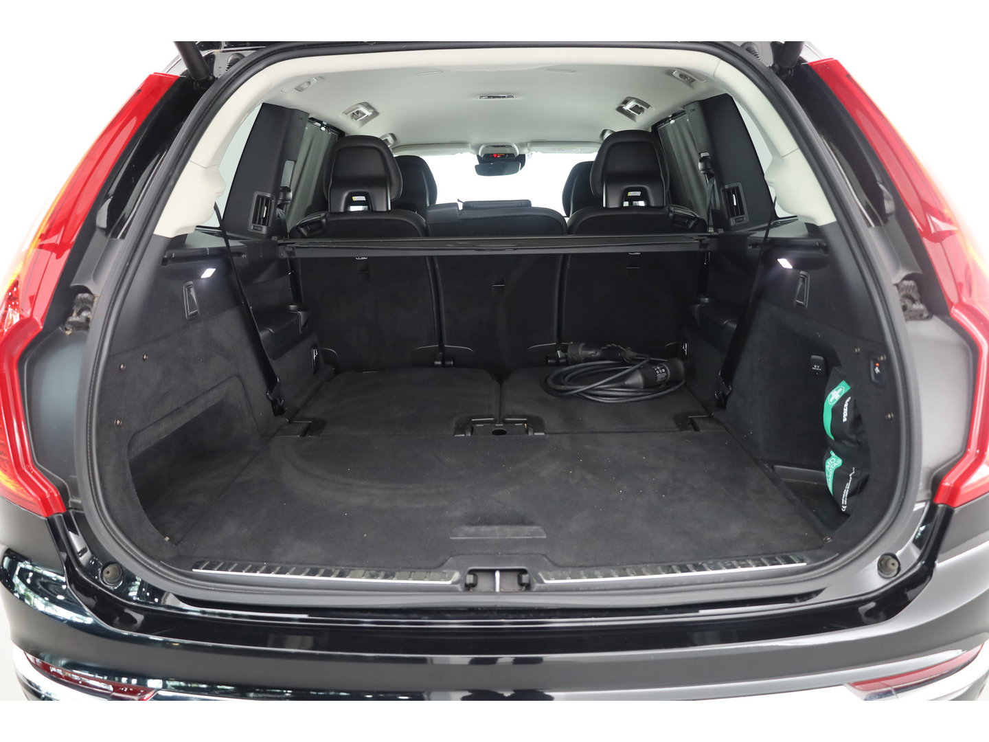 Volvo XC90 2.0 T8 Recharge AWD Inscription | Trekhaak | 360 camera | Harman &  Kardon | 4x stoel + stuurverw. | Adap. Cruise | Dodehoek (Blis )