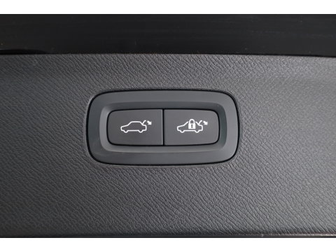 Volvo XC90 2.0 T8 Recharge AWD Inscription | Trekhaak | 360 camera | Harman &  Kardon | 4x stoel + stuurverw. | Adap. Cruise | Dodehoek (Blis )