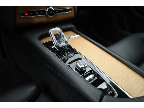 Volvo XC90 2.0 T8 Recharge AWD Inscription | Trekhaak | 360 camera | Harman &  Kardon | 4x stoel + stuurverw. | Adap. Cruise | Dodehoek (Blis )