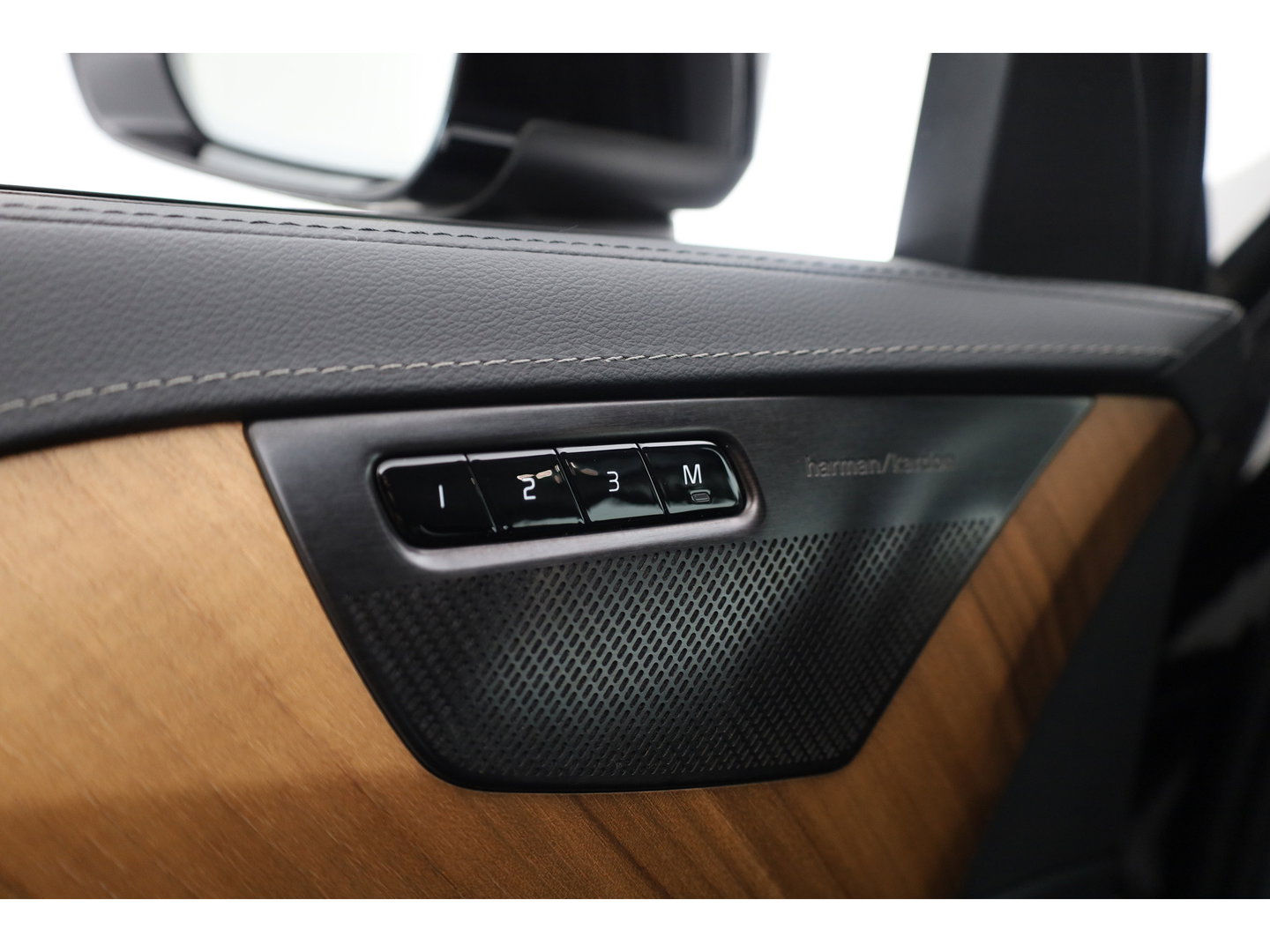 Volvo XC90 2.0 T8 Recharge AWD Inscription | Trekhaak | 360 camera | Harman &  Kardon | 4x stoel + stuurverw. | Adap. Cruise | Dodehoek (Blis )