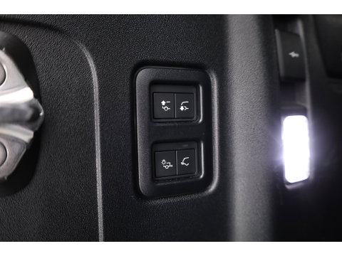 Land Rover Defender 110 2.0 P400e 110 X-Dynamic HSE | Pano | Sidebars | 22'' | 360cam | Luchtvering | Trekhaak | Stoelventi. | Adapt. Cruise