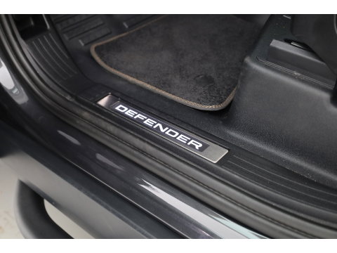 Land Rover Defender 110 2.0 P400e 110 X-Dynamic HSE | Pano | Sidebars | 22'' | 360cam | Luchtvering | Trekhaak | Stoelventi. | Adapt. Cruise