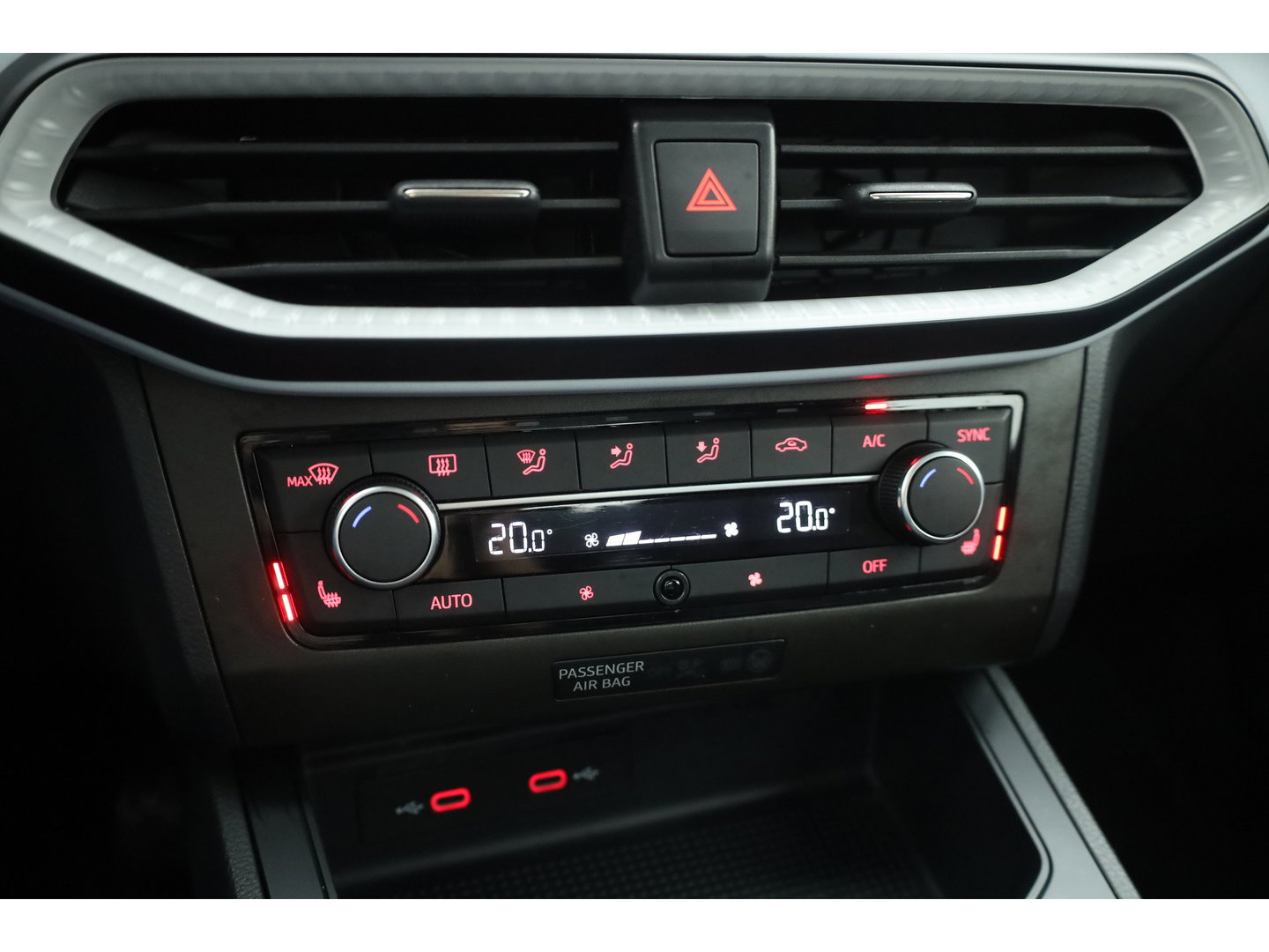 SEAT Ibiza 1.0 EcoTSI Style | Apple CarPlay & Android Auto | Stoelverw. | PDC A | Clima | LED |