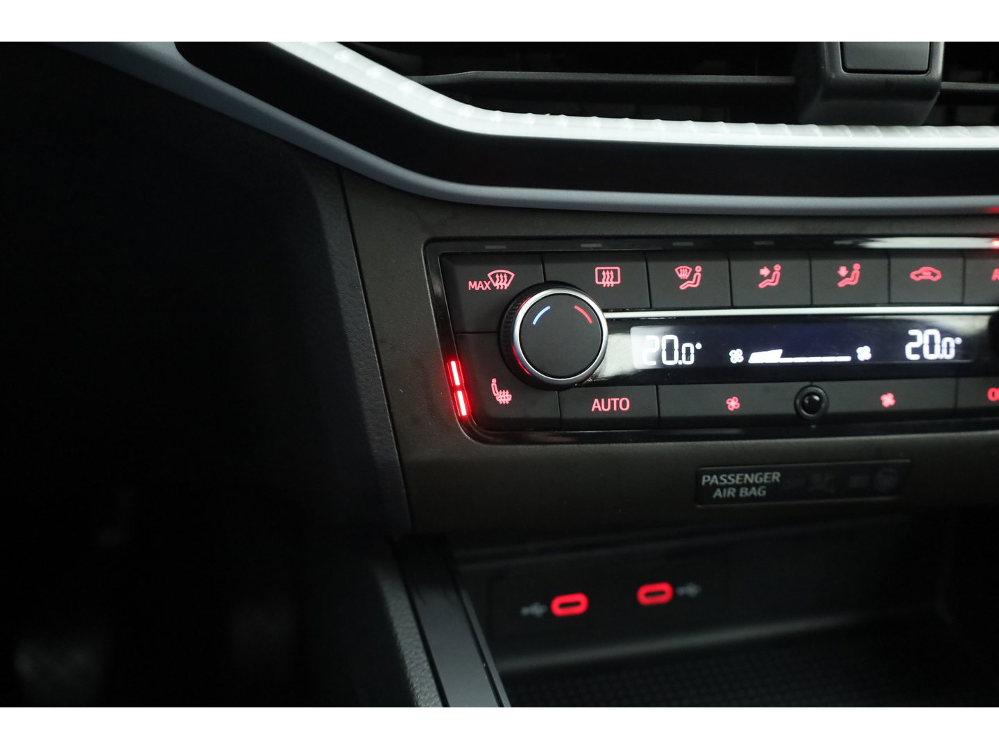 SEAT Ibiza 1.0 EcoTSI Style | Apple CarPlay & Android Auto | Stoelverw. | PDC A | Clima | LED |
