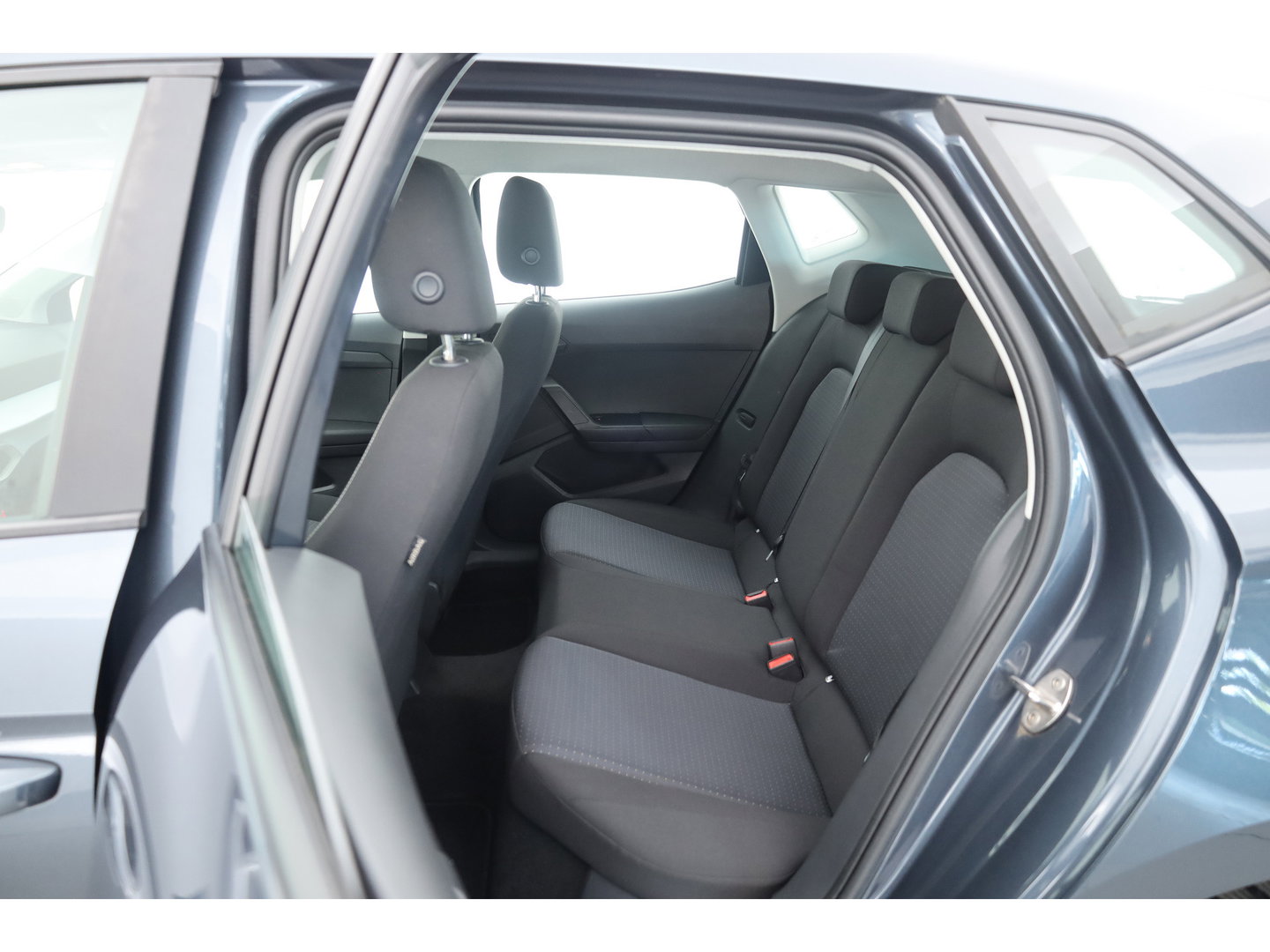 SEAT Ibiza 1.0 EcoTSI Style | Apple CarPlay & Android Auto | Stoelverw. | PDC A | Clima | LED |
