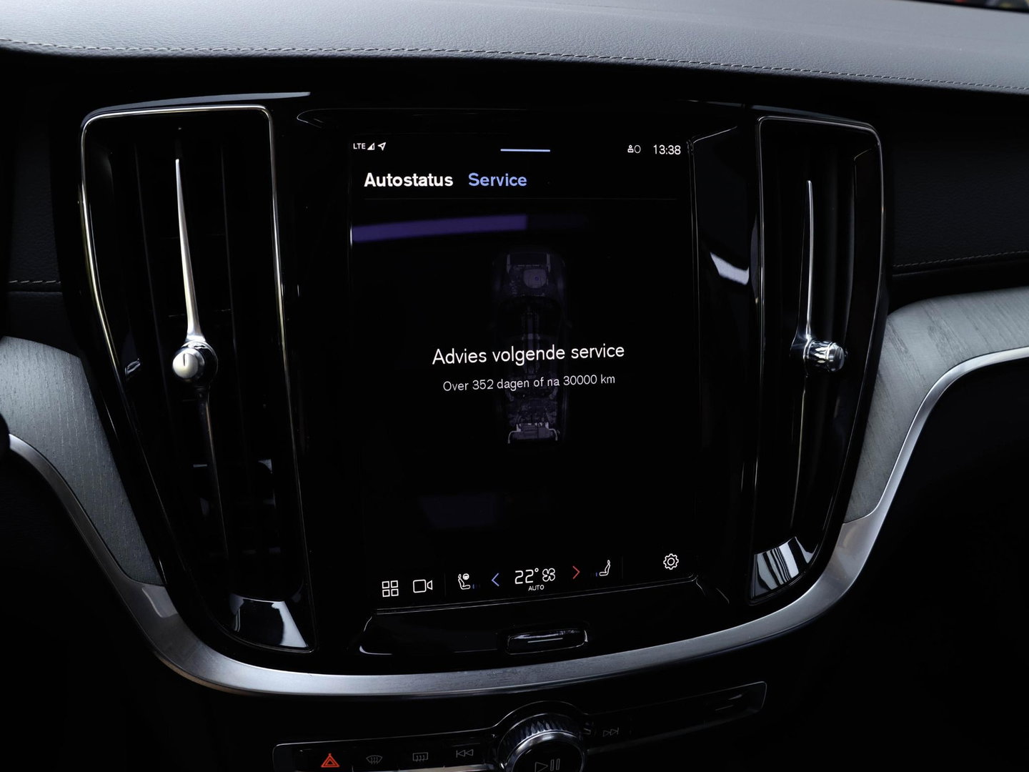 Volvo V60 T8 AWD Ultra Dark Bowers & Wilkins Pano Massage Stoelvent. Akoestisch glas 360 Cam