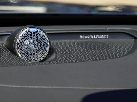 Volvo V60 T8 AWD Ultra Dark Bowers & Wilkins Pano Massage Stoelvent. Akoestisch glas 360 Cam