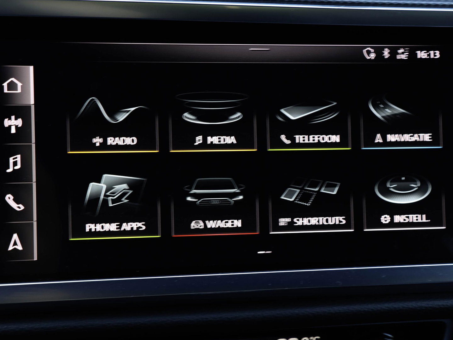 Audi Q3 40 TFSI 190pk Quattro Aut. S line Trekhaak wegkl. Sfeerverl. Virtual Cockpit