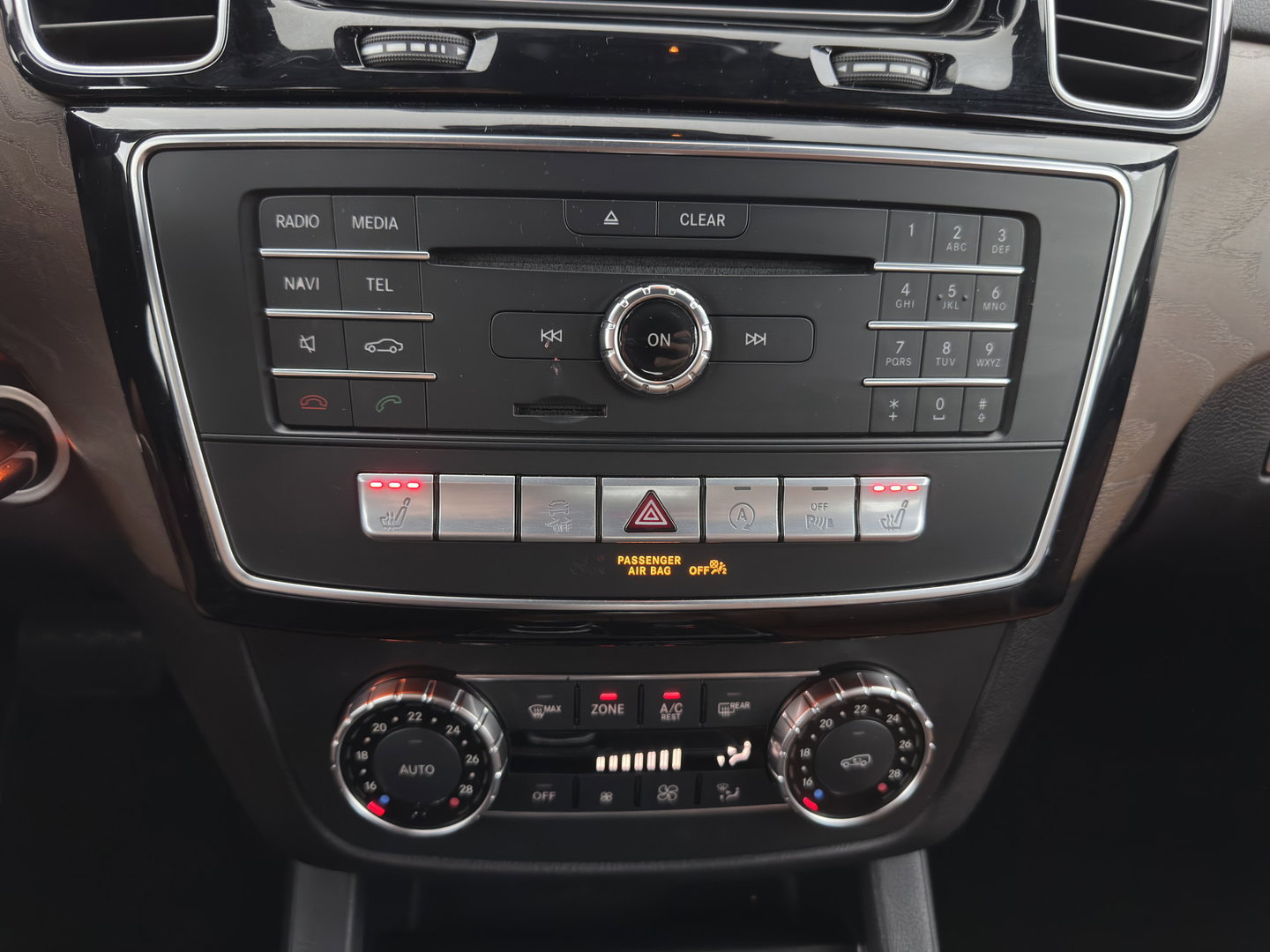Mercedes-Benz GLE Coupé 400 4MATIC Aut. *LEATHER | MEMORY-PACK | HEATED-SPORTSEATS | CAMERA | ECC | HEAD-UP | PDC | CRUISE | 20''ALU*