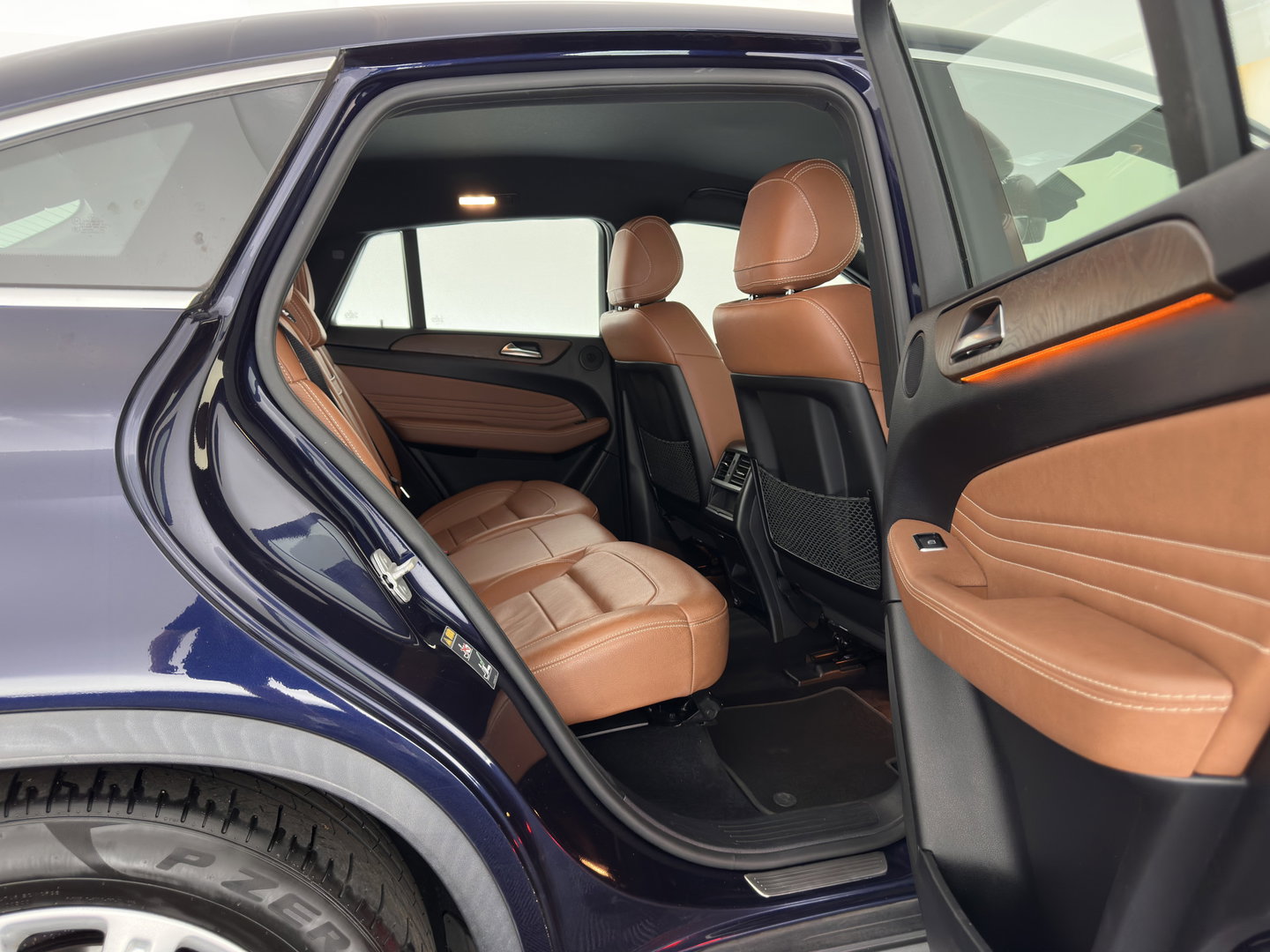Mercedes-Benz GLE Coupé 400 4MATIC Aut. *LEATHER | MEMORY-PACK | HEATED-SPORTSEATS | CAMERA | ECC | HEAD-UP | PDC | CRUISE | 20''ALU*