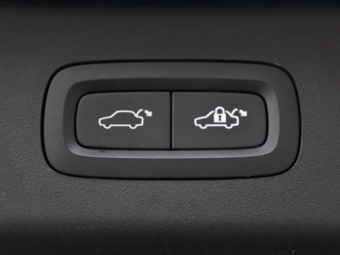 Lynk & Co 01 1.5 Plug In | Panoramadak | infinity by Harman | 360 Camera | Adaptive cruise | Stoelverwarming | Carplay | Memory | Full LED | PHEV