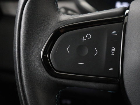 Lynk & Co 01 1.5 Plug In | Panoramadak | infinity by Harman | 360 Camera | Adaptive cruise | Stoelverwarming | Carplay | Memory | Full LED | PHEV