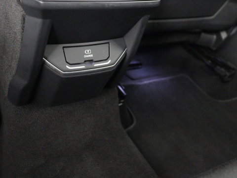 Lynk & Co 01 1.5 Plug In | Panoramadak | infinity by Harman | 360 Camera | Adaptive cruise | Stoelverwarming | Carplay | Memory | Full LED | PHEV