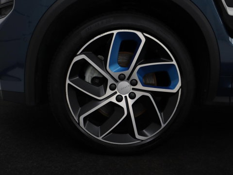 Lynk & Co 01 1.5 Plug In | Panoramadak | infinity by Harman | 360 Camera | Adaptive cruise | Stoelverwarming | Carplay | Memory | Full LED | PHEV