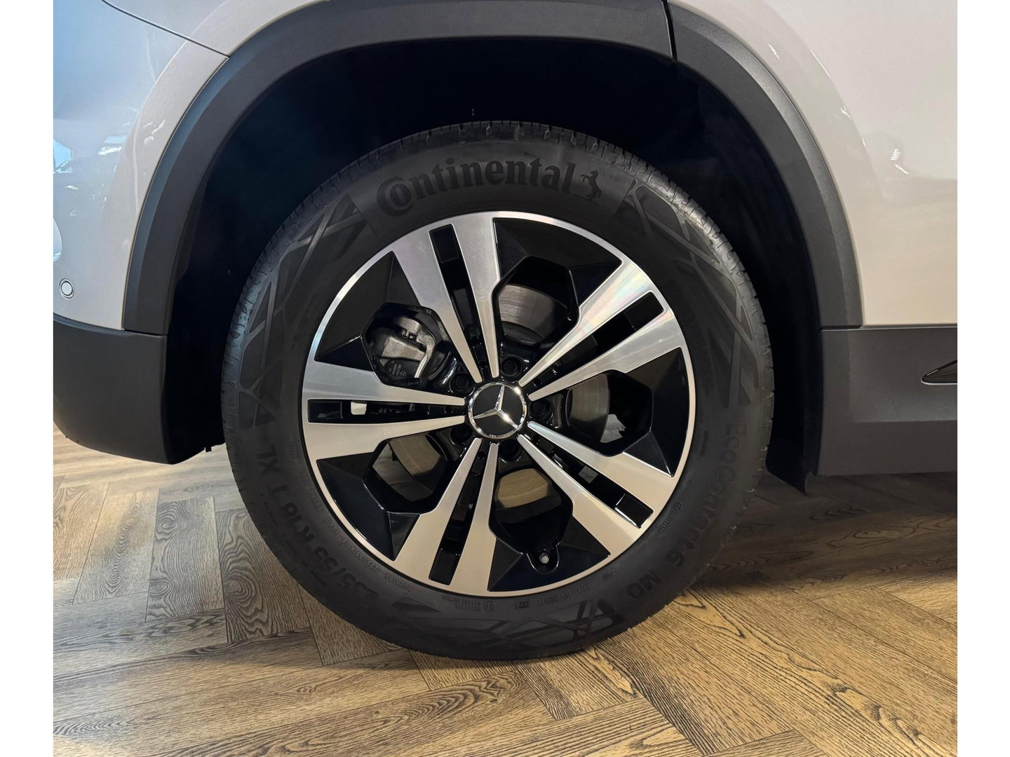 Mercedes-Benz GLA 220 d PANO KEYLESS CAM
