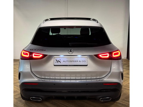 Mercedes-Benz GLA 220 d PANO KEYLESS CAM