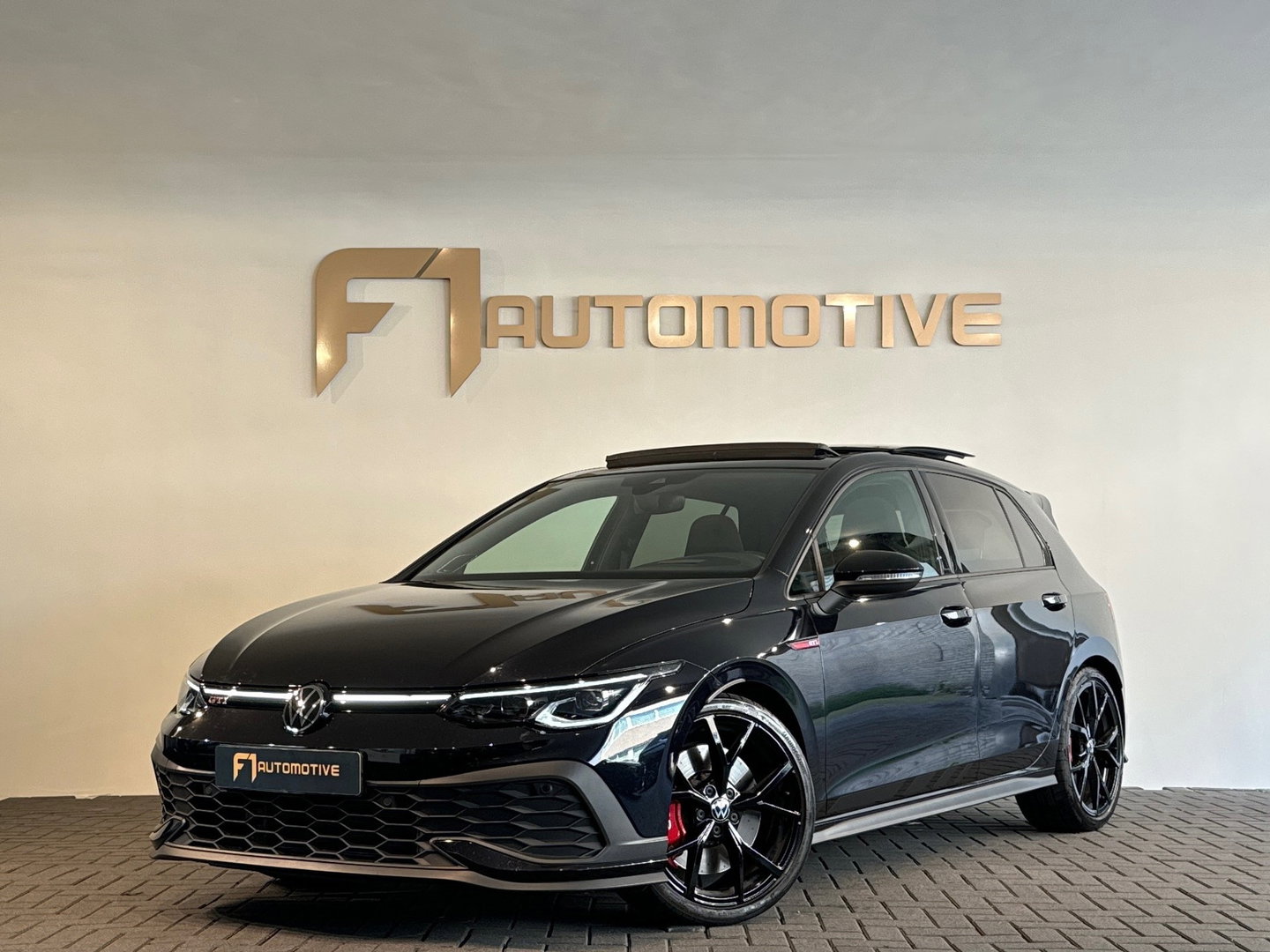 Volkswagen Golf 2.0 TSI GTI Clubsport Pano|HuD|H/K|Keyles|IQ