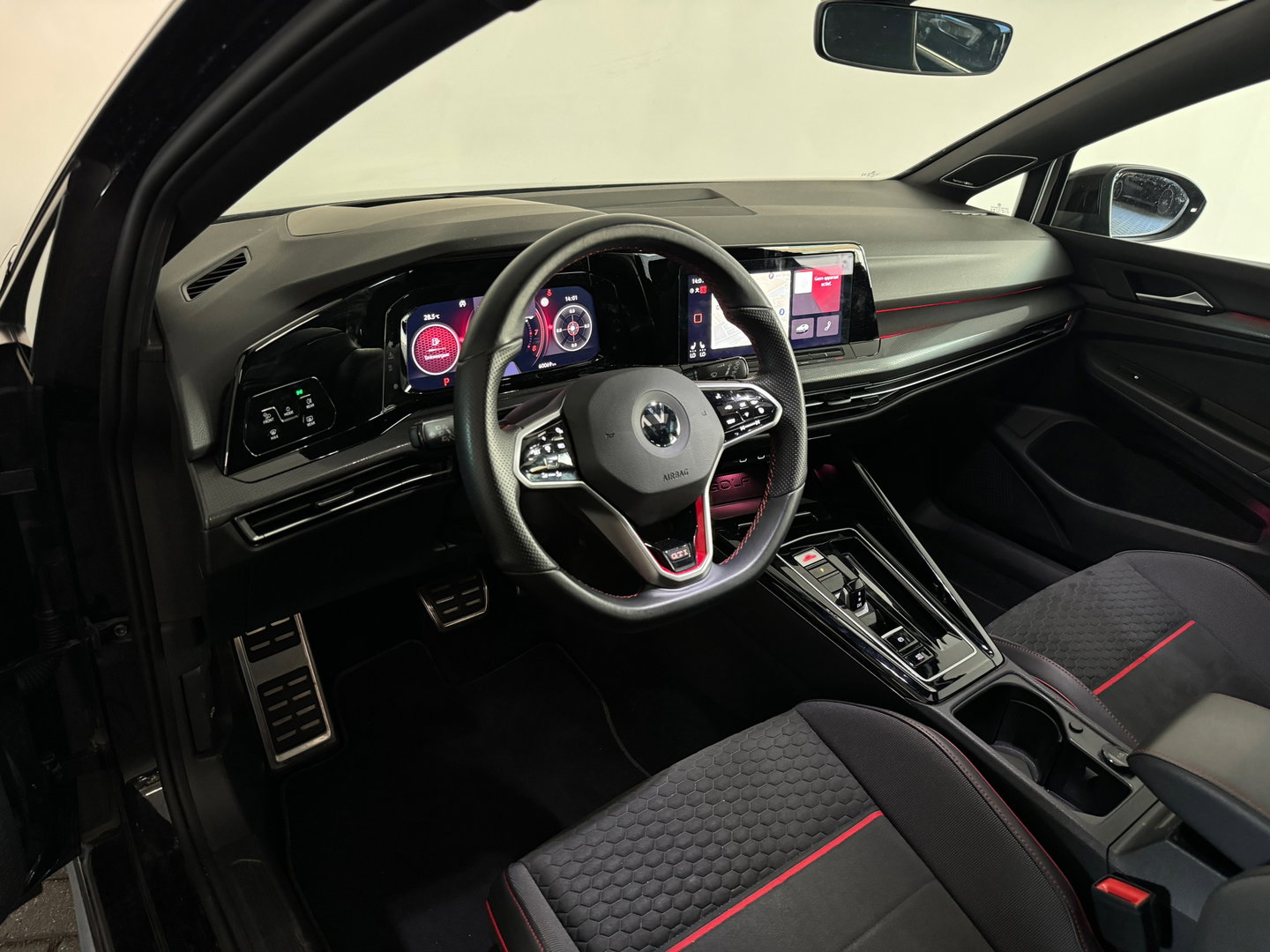 Volkswagen Golf 2.0 TSI GTI Clubsport Pano|HuD|H/K|Keyles|IQ