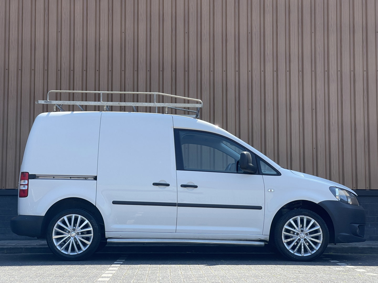 Volkswagen Caddy 1.6 TDI BMT | Handel / Export | Lichtmetaal 17'' | Imperiaal | Origineel Nederlands | Side Bars | Verwarmbare Spiegels |