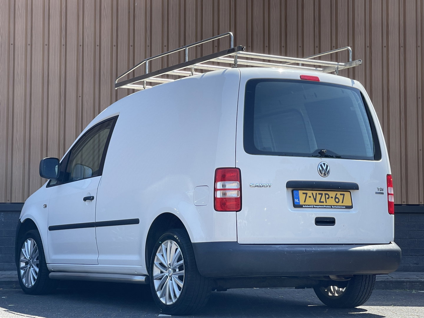 Volkswagen Caddy 1.6 TDI BMT | Handel / Export | Lichtmetaal 17'' | Imperiaal | Origineel Nederlands | Side Bars | Verwarmbare Spiegels |