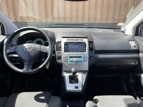 Toyota Corolla Verso 1.8 VVT-i Luna 7p. | Handel & Export | Schuifdak | Cruise Control | Parkeersensoren | Achteruitrijcamera | 16'' Lichtmetaal |