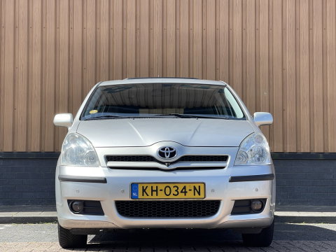 Toyota Corolla Verso 1.8 VVT-i Luna 7p. | Handel & Export | Schuifdak | Cruise Control | Parkeersensoren | Achteruitrijcamera | 16'' Lichtmetaal |