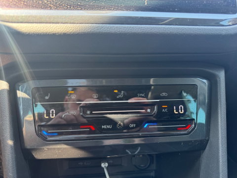 Volkswagen Tiguan 2.0 TDI 150PK DSG PANO LED KEYLESS