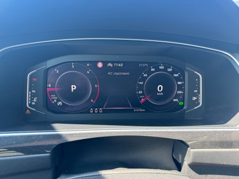 Volkswagen Tiguan 2.0 TDI 150PK DSG PANO LED KEYLESS