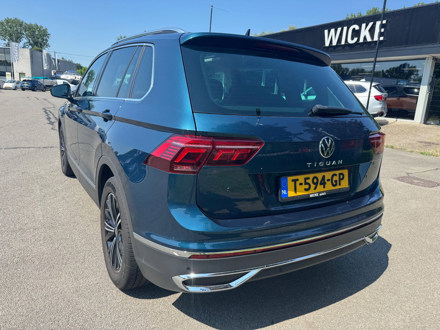Volkswagen Tiguan 2.0 TDI 150PK DSG PANO LED KEYLESS