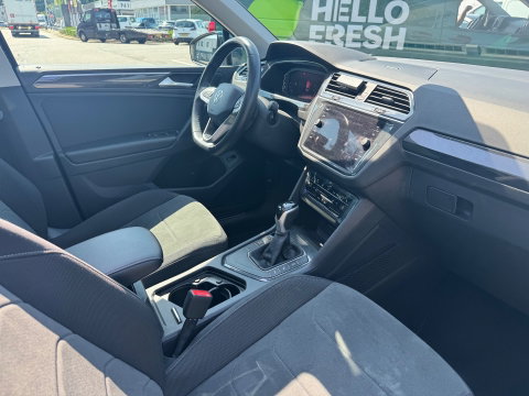 Volkswagen Tiguan 2.0 TDI 150PK DSG PANO LED KEYLESS