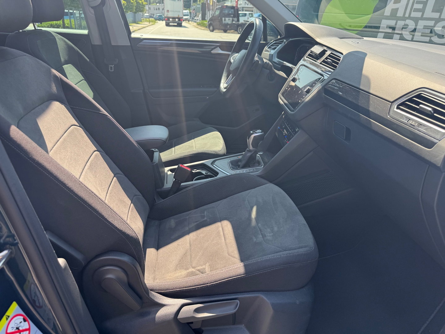 Volkswagen Tiguan 2.0 TDI 150PK DSG PANO LED KEYLESS