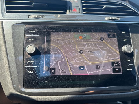 Volkswagen Tiguan 2.0 TDI 150PK DSG PANO LED KEYLESS