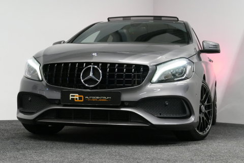 Mercedes-Benz A-Klasse 200 AMG Line / A45 AMG Diffuser / Panamericana Grille / Panoramadak / Carbon interieurdelen / Stoelverwarming / LED High Performance / Cruise Control / 18'' LMV / Agility Control / PDC V+A