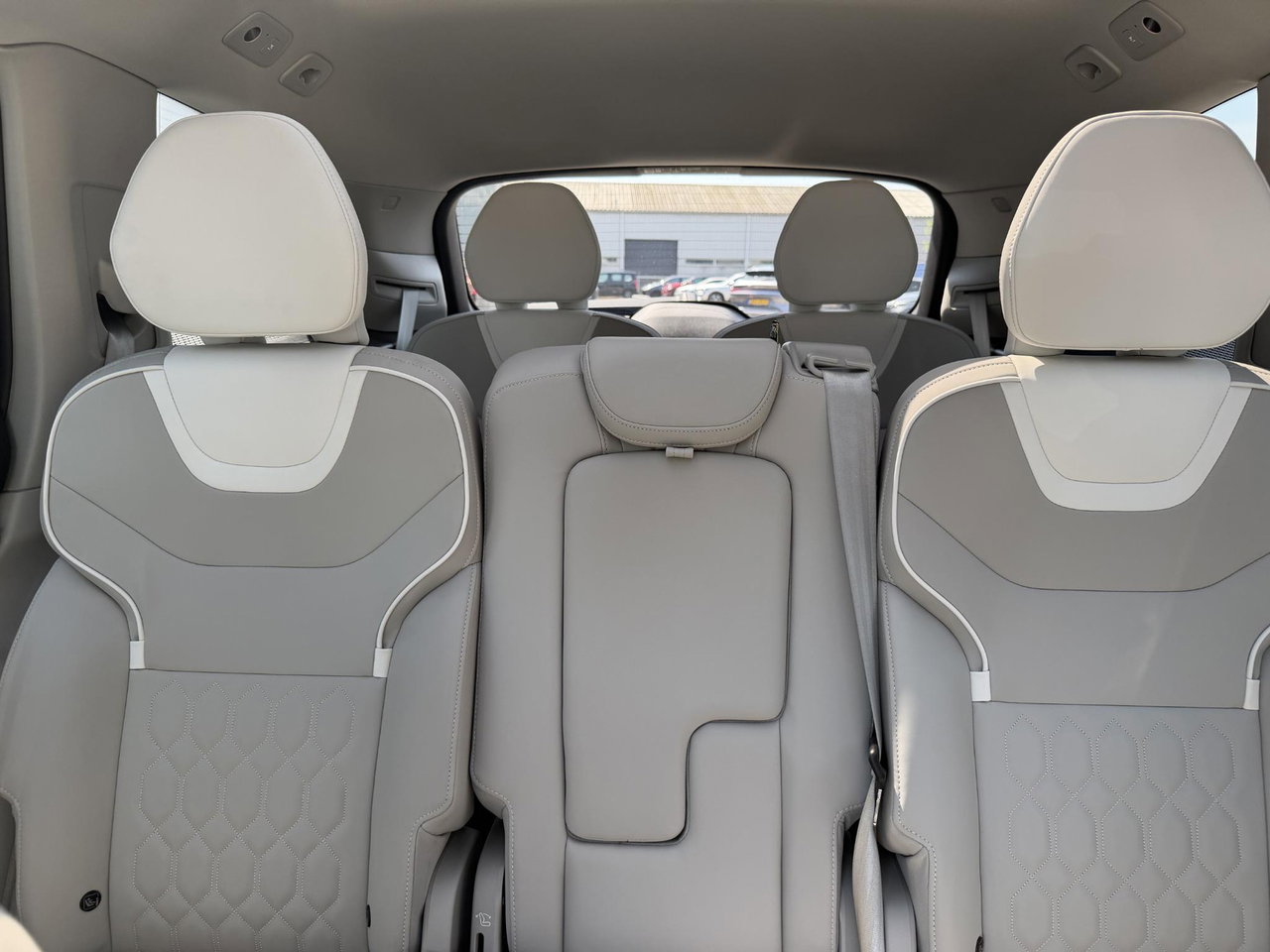 Volvo EX90