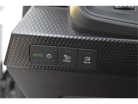 Audi A1 Sportback 35 TFSI PRO LINE 150 PK Bi-Tone | Z+W banden | Carplay | Stoelverwarming | VIrtual Cockpit | Cruise Control | DAB | Full LED