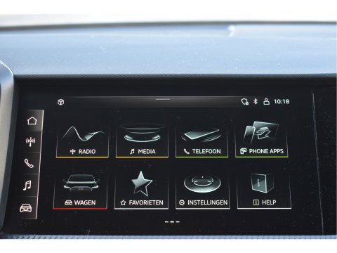 Audi A1 Sportback 35 TFSI PRO LINE 150 PK Bi-Tone | Z+W banden | Carplay | Stoelverwarming | VIrtual Cockpit | Cruise Control | DAB | Full LED
