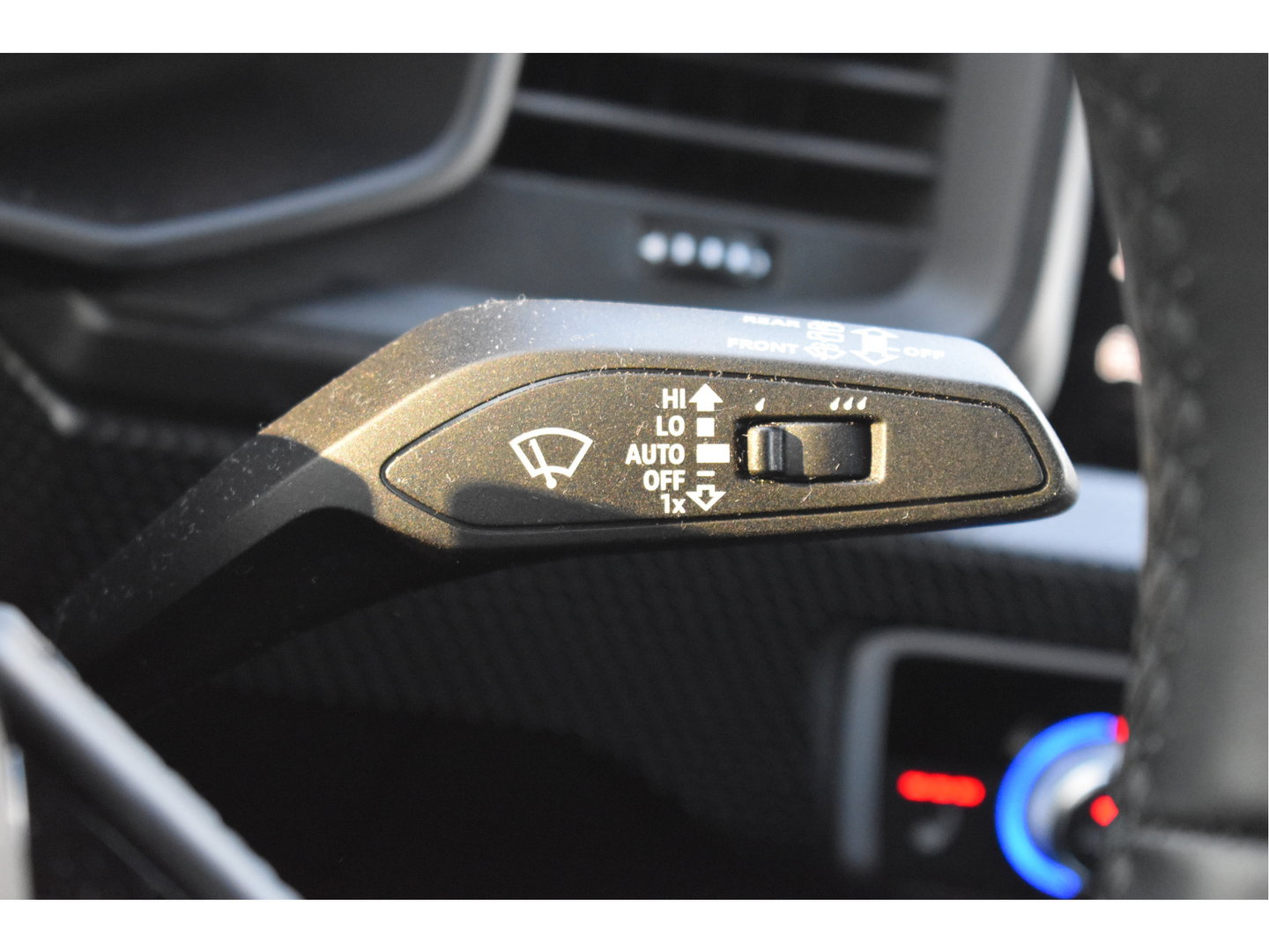 Audi A1 Sportback 35 TFSI PRO LINE 150 PK Bi-Tone | Z+W banden | Carplay | Stoelverwarming | VIrtual Cockpit | Cruise Control | DAB | Full LED