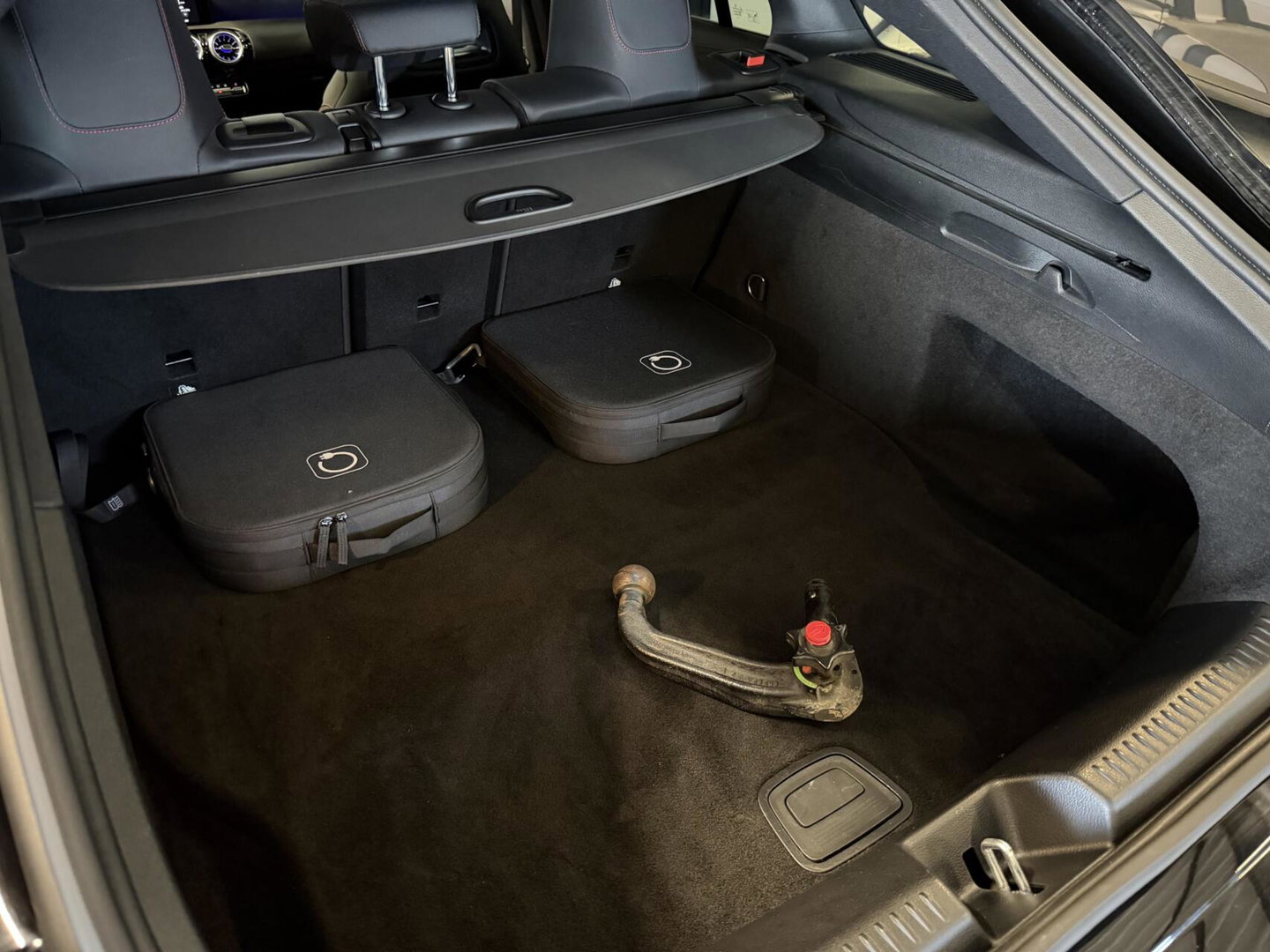 Mercedes-Benz CLA Shooting Brake 250 e AMG Pano Premium